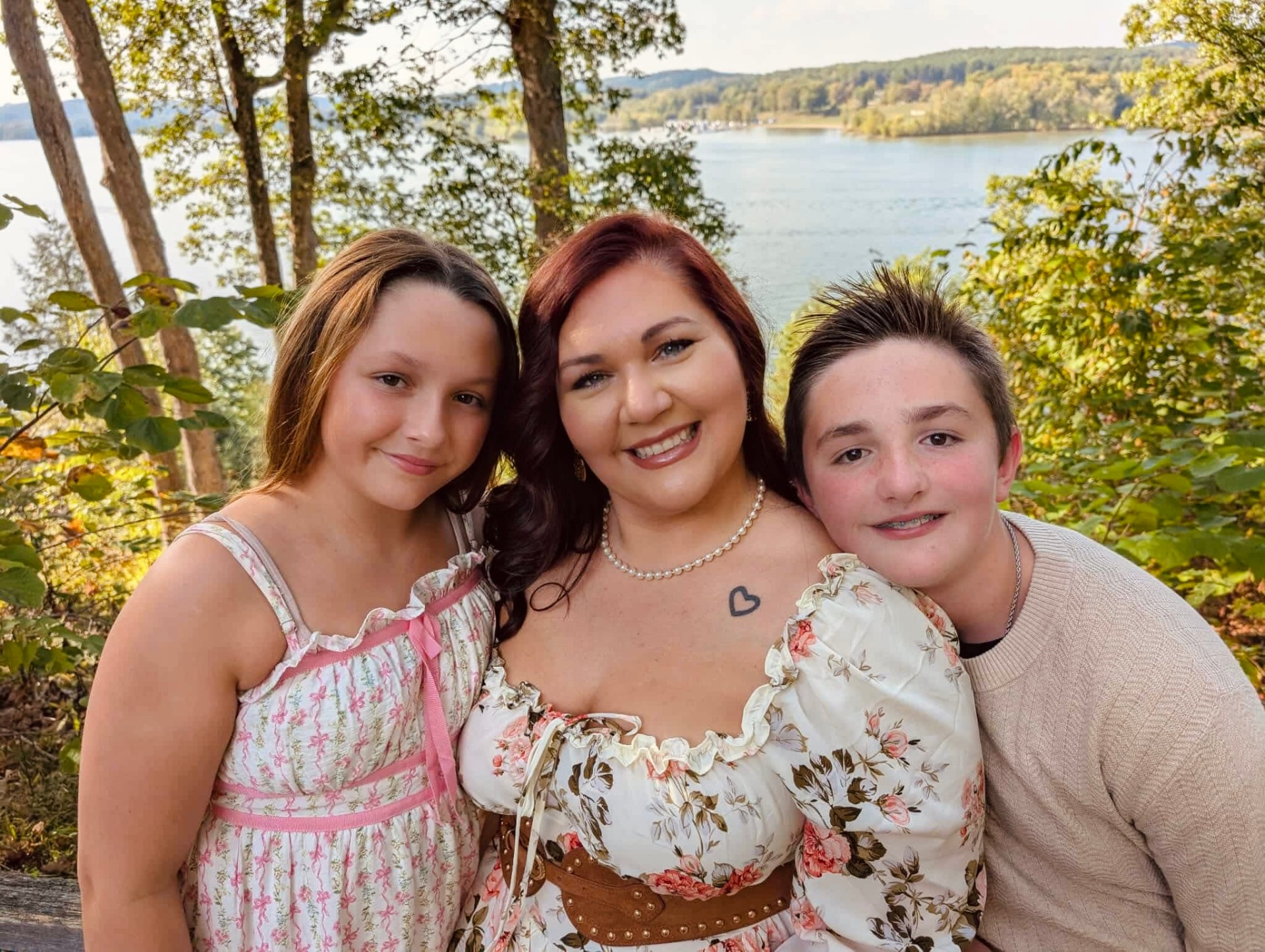 Lindsay with her kids